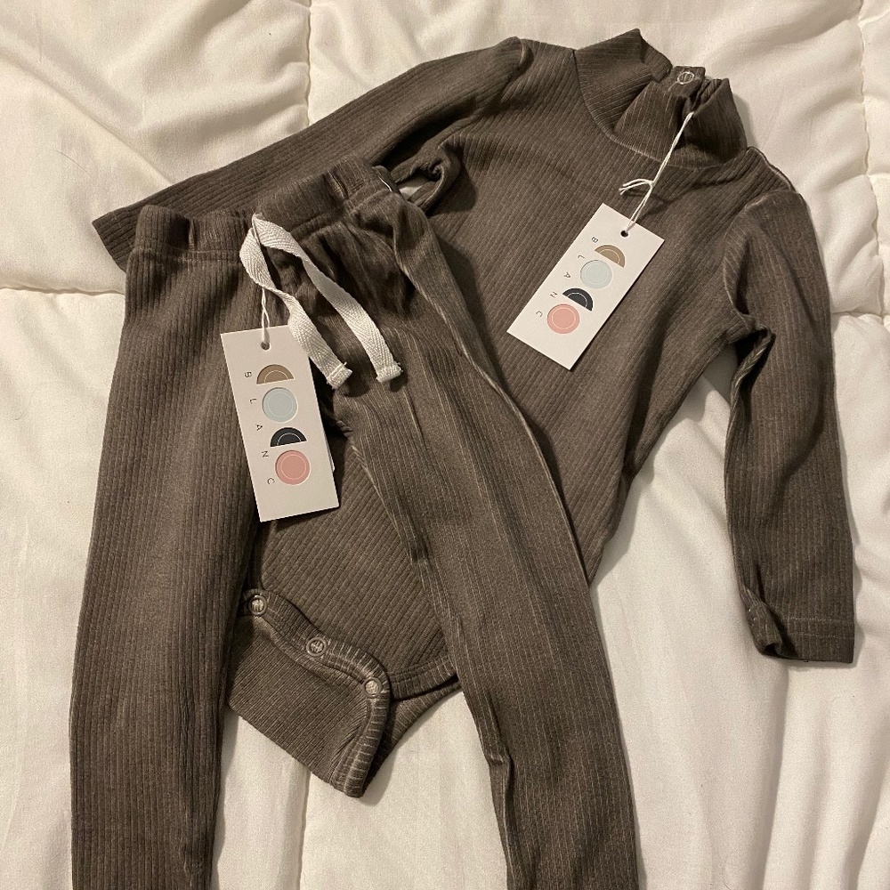 NWT Coco Blanc *9/12* Month Onesie Set - Heather Grey